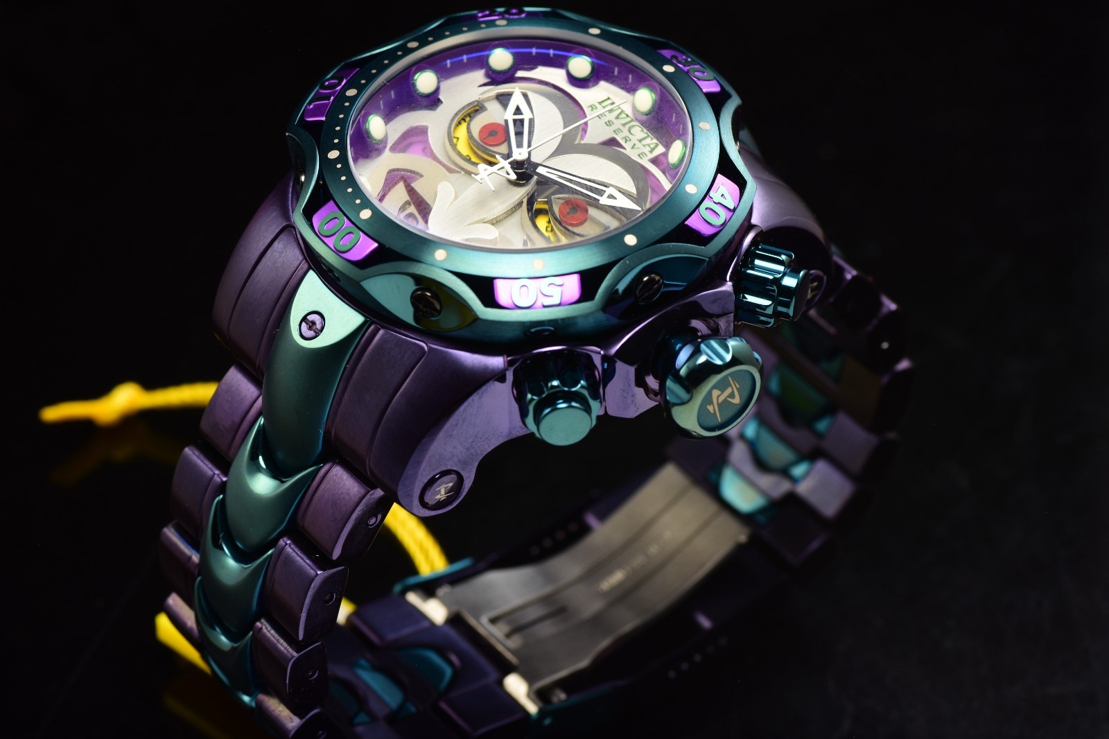 Invicta DC Comics JOKER Reserve Chrono 52.5 mm Swiss Green/Purple Ltd Ed Watch
