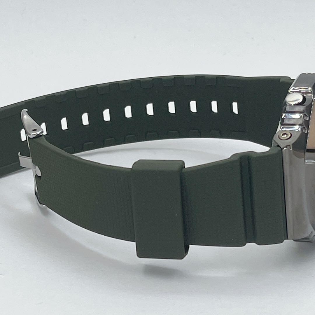 Excellent Condition New Battery G SHOCK GM 2100B Green Casioak Wristwatch