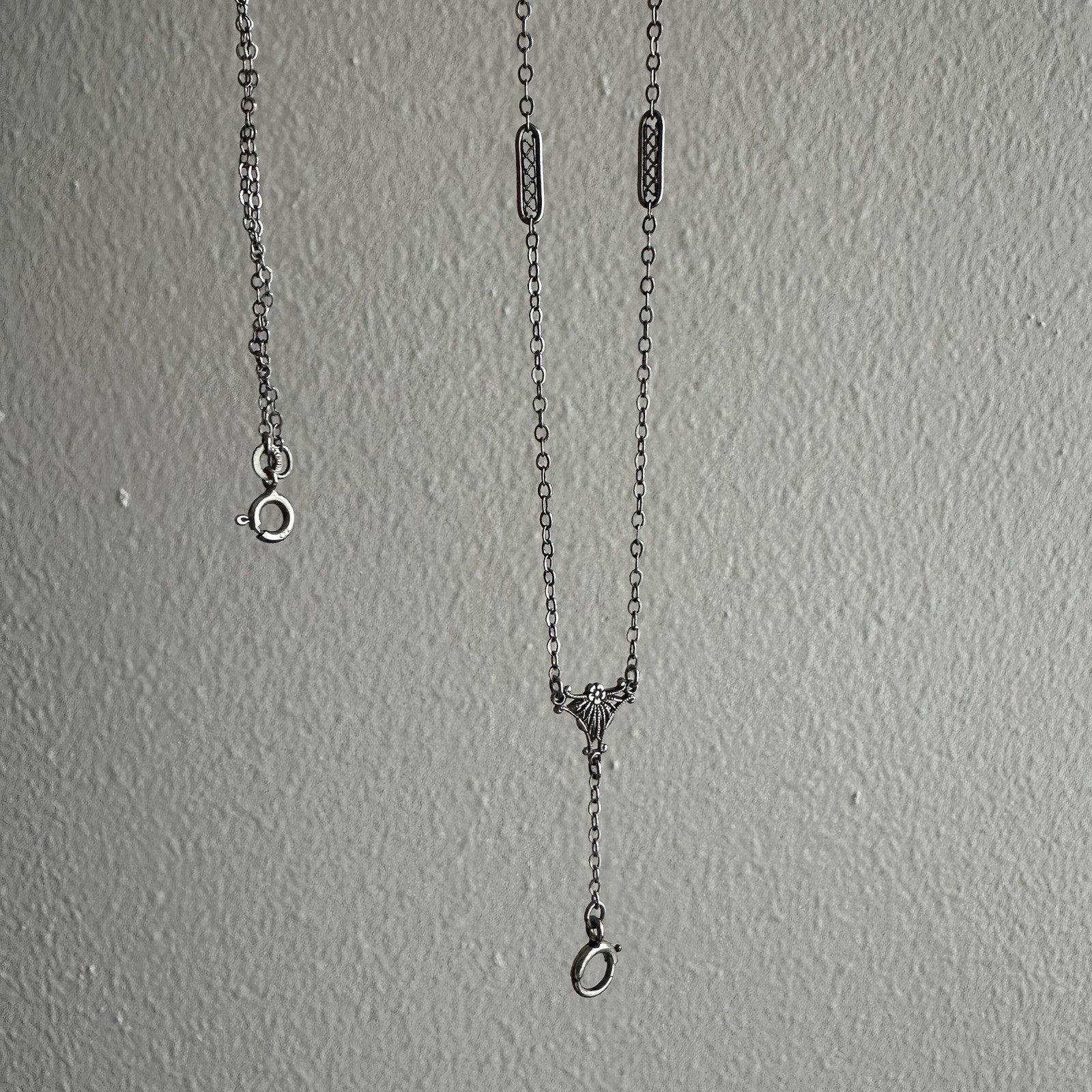 Antique Sterling Silver Filigree Bar Station and Cable Lariat Chain 25.5″