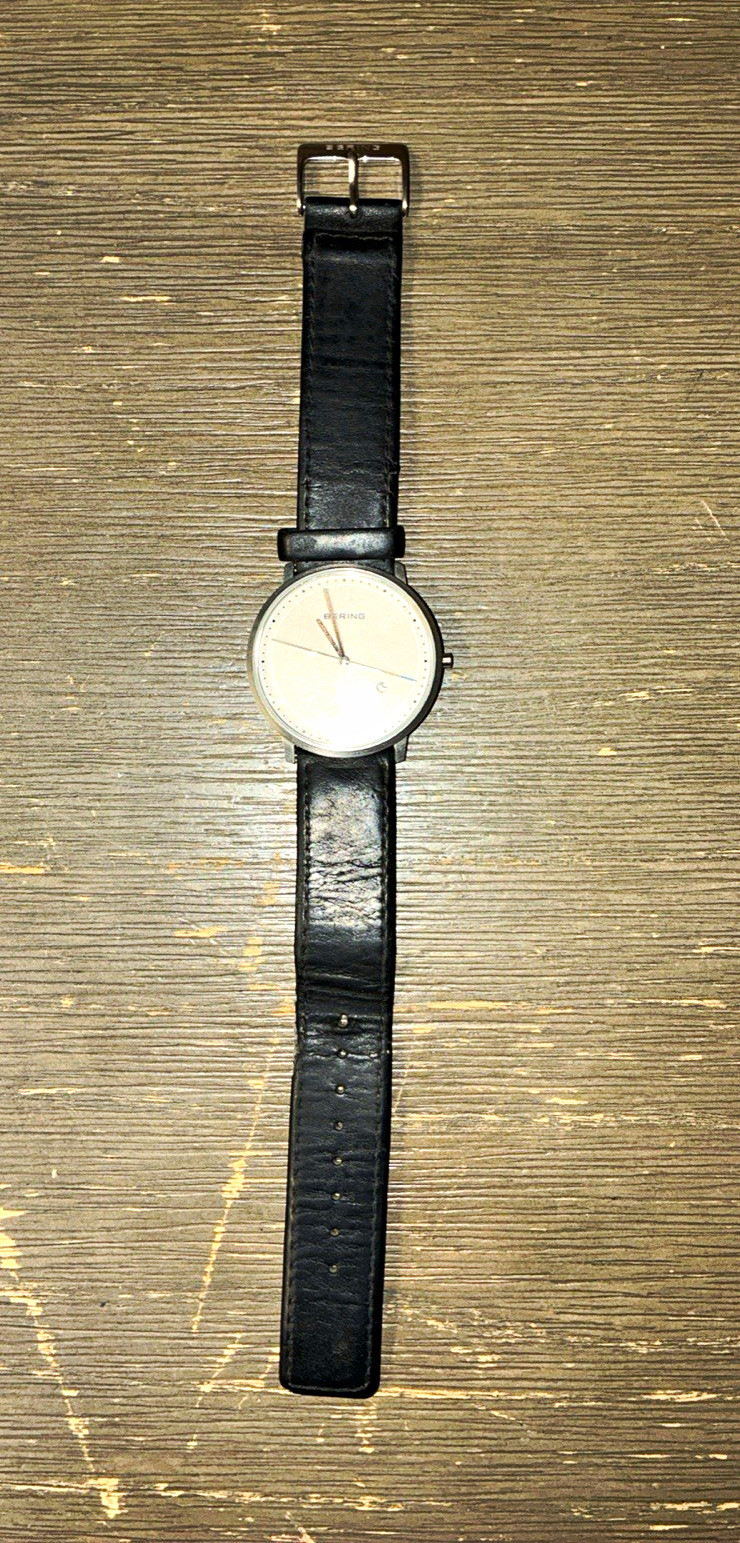 Bering Quartz Analog Wristwatch White Dial Black Leather Strap 30m