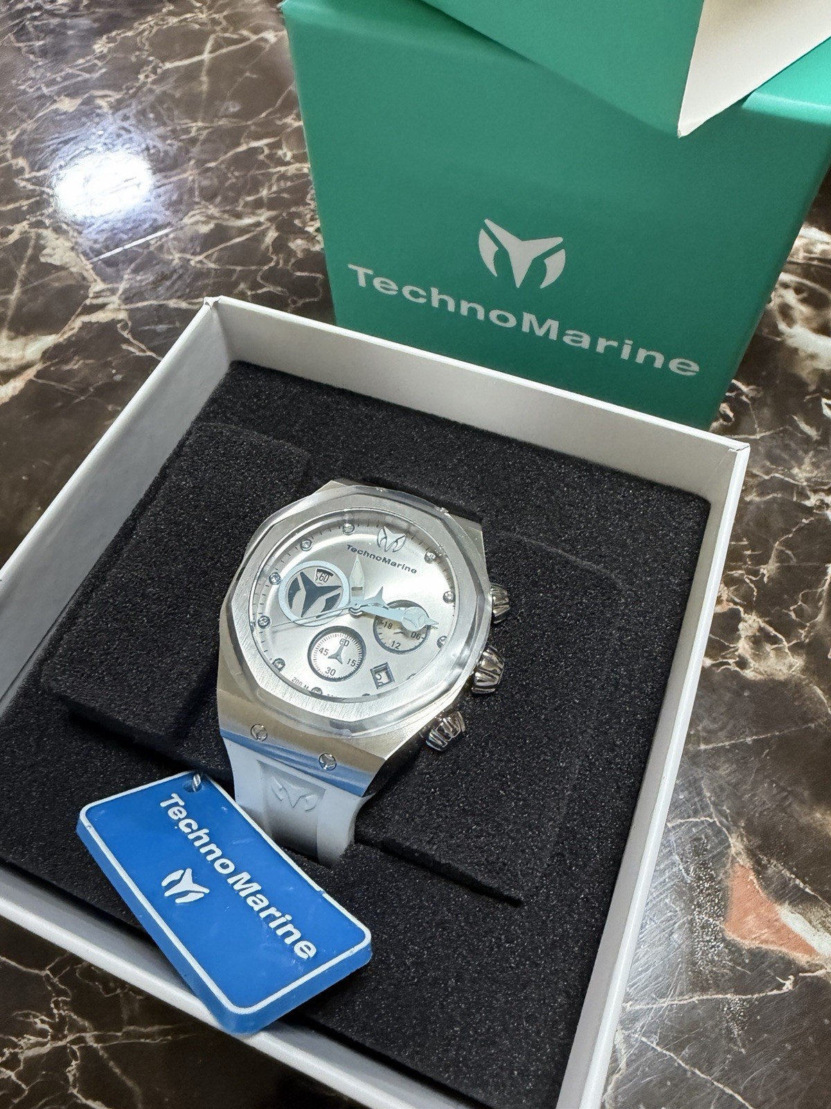 Technomarine Reef De 40 Mm Para Dama! Original Como Se Ve En Las Imagenes