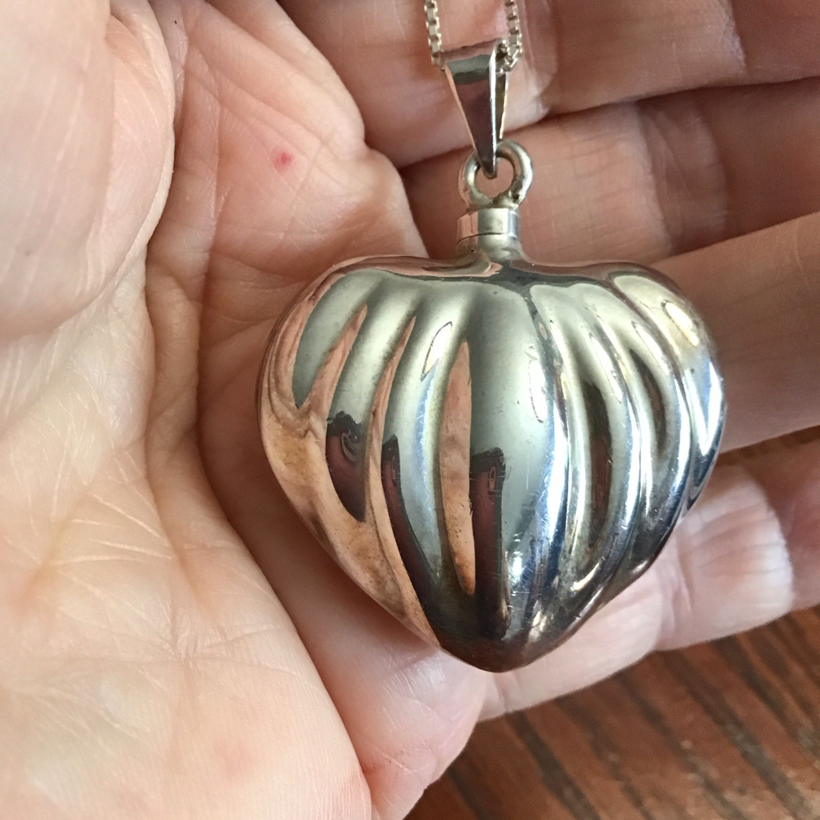 Vintage Signed Mexico Sterling Silver Fluted Heart Perfume Bottle Necklace