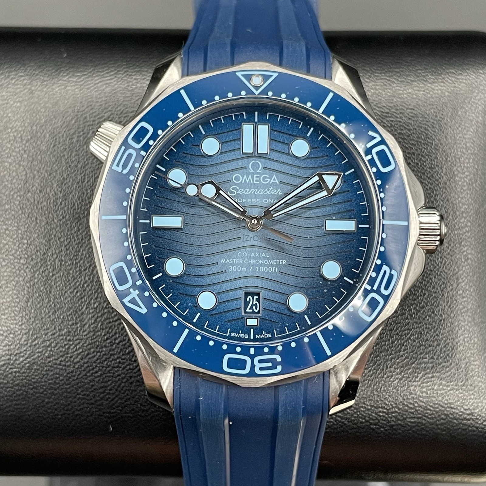 OMEGA Seamaster Diver 300M 210.32.42.20.03.002 Summer Blue – Full Set