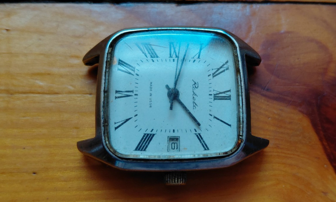 Vintage Soviet watch Raketa with caliber 2614.N USSR. date indicator. 19 jewels