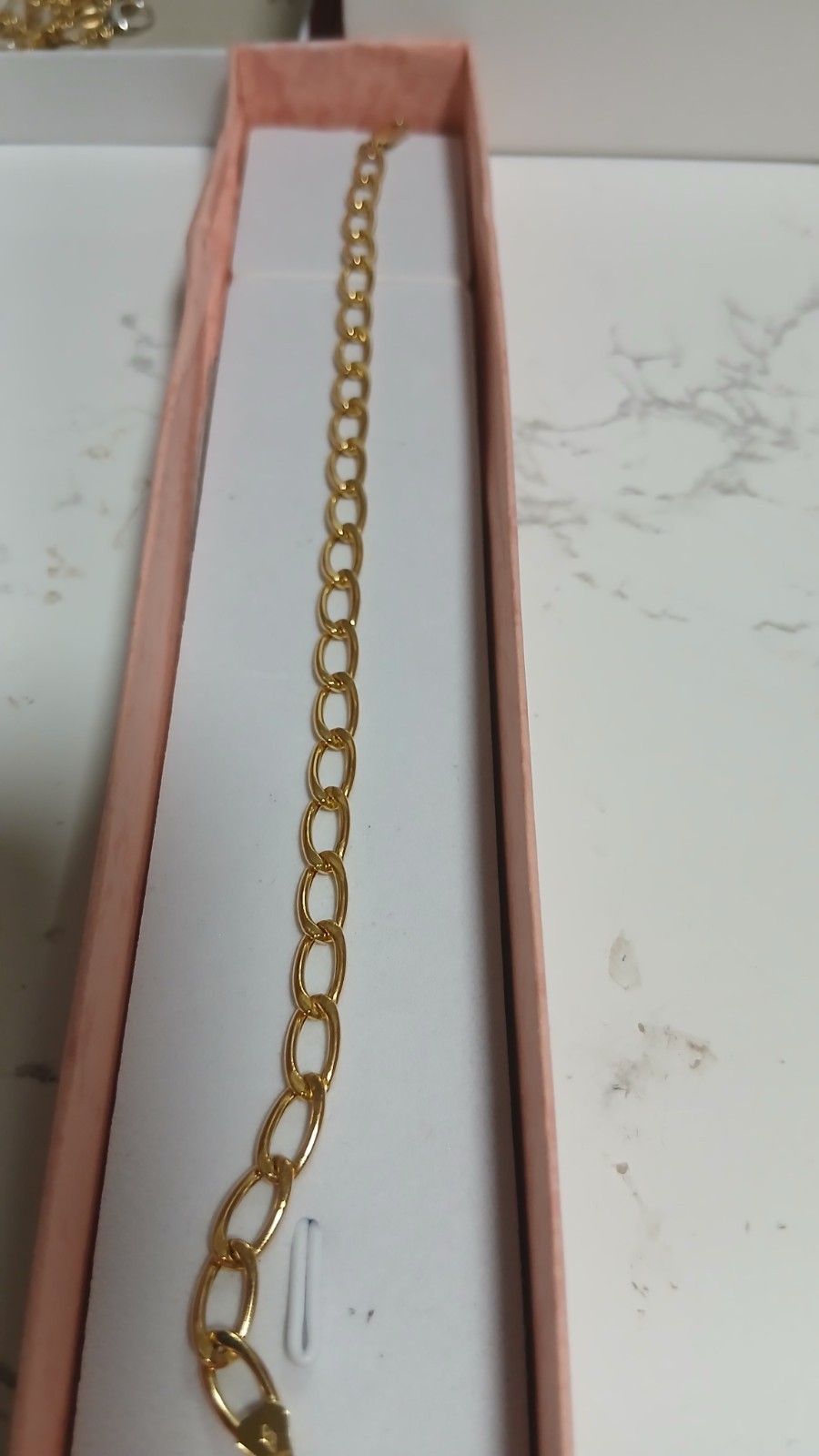 9ct Yellow Gold Bracelet.
