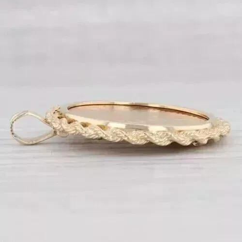 Without Stone Custom Wedding Pendant for Women in 14k Yellow Gold Plated