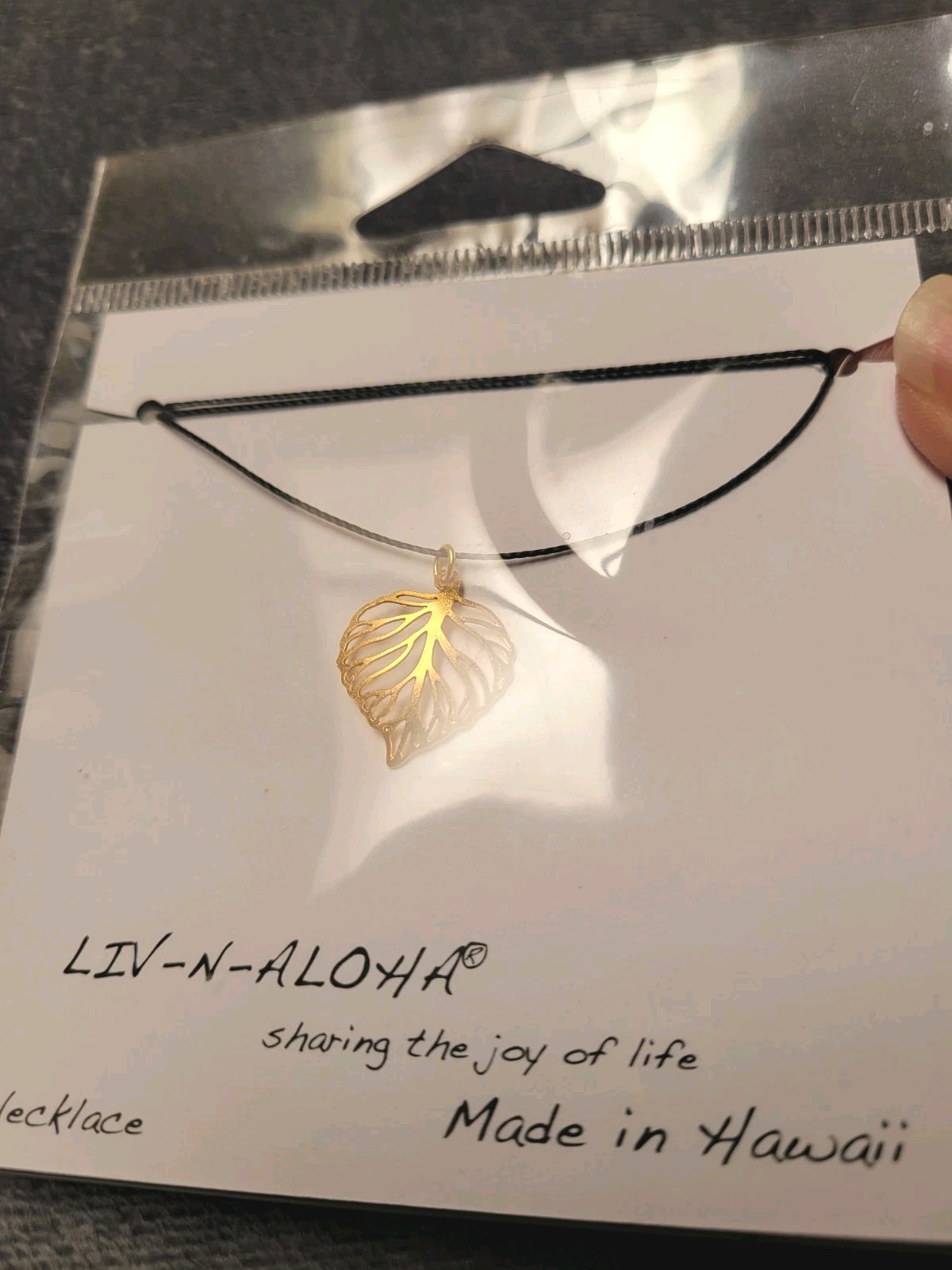 LIV-N-ALOHA 18K Gold Dipped Brass Leaf Pendant & Cord Necklace 17″ Hawaii Unisex