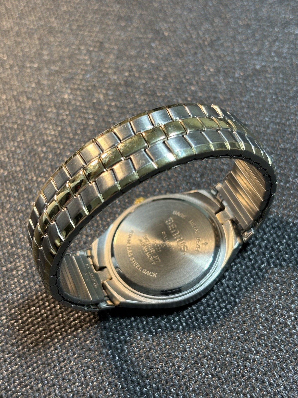 Benrus Diamond Quartz Men’s Silver/Gold Tone Watch Expandable Band,New Battery