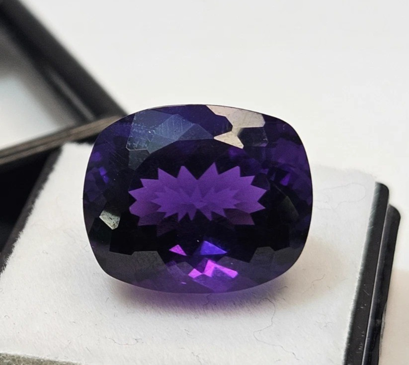 Amethyst Cushion Cut Purple 15-16 Ct Natural Loose Gemstone For Ring