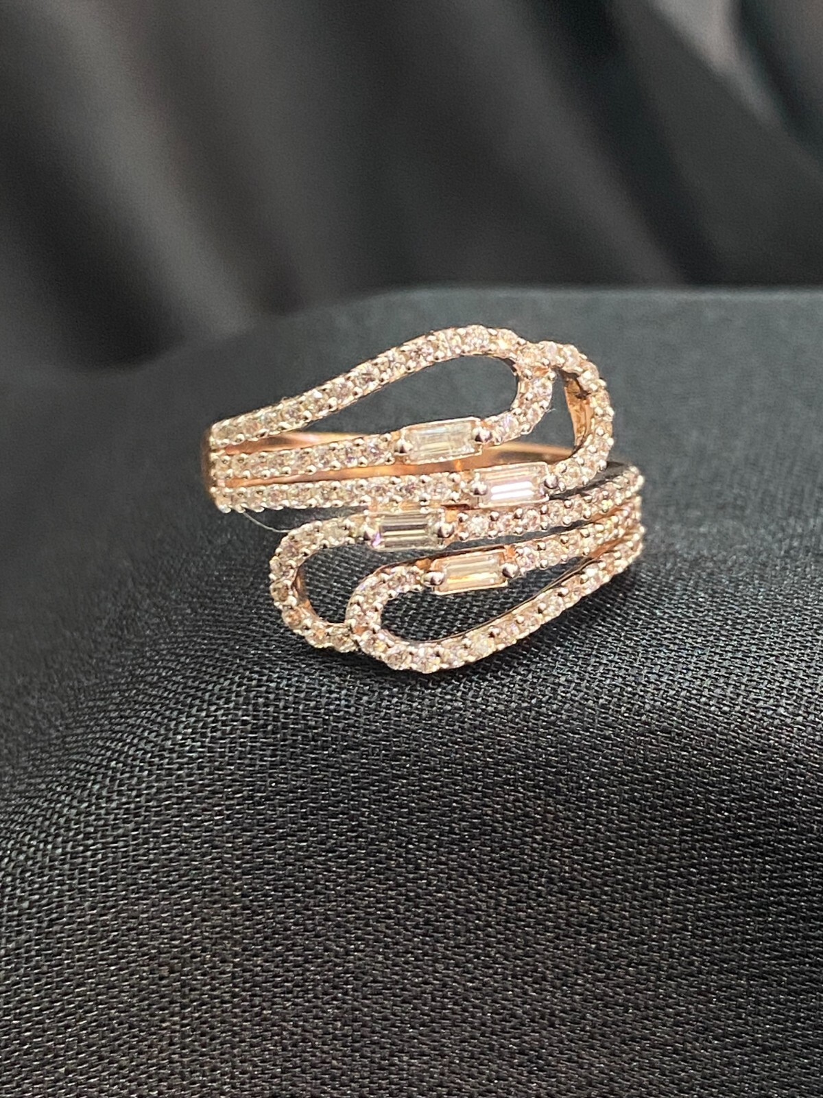 Pave 0.89 Ct Round Baguette Cut Diamonds Women Anniversary Band Ring In 14K Gold