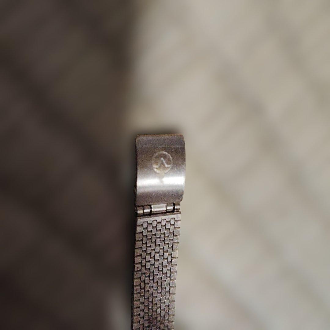 Aureole Quartz Analog Wristwatch