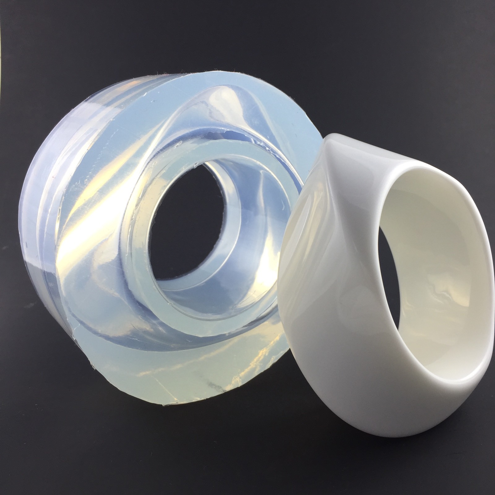 CLEAR SILICONE MOLD, (MB081) FOR ROUND CURVY BANGLE