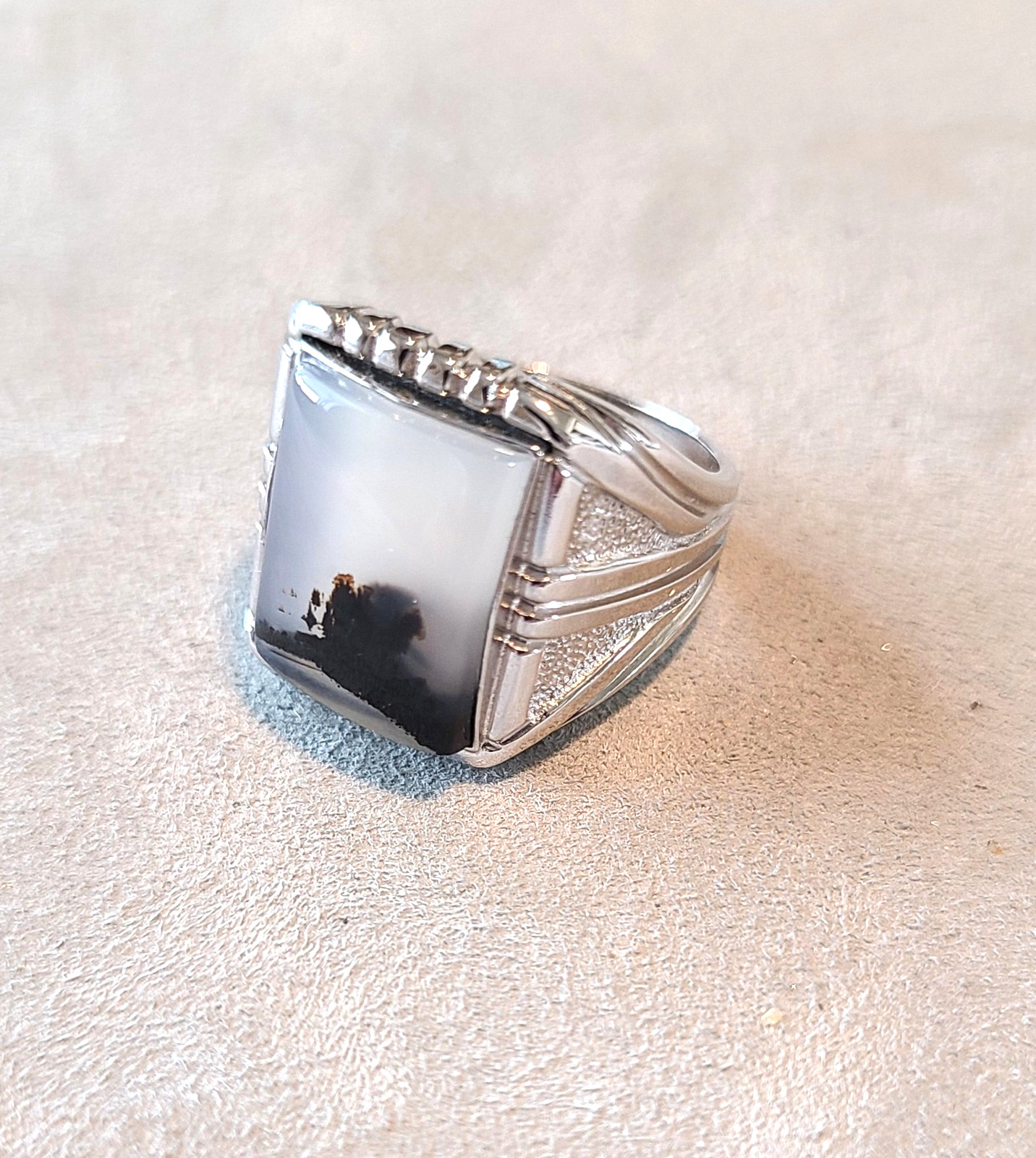 Vintage Wheeler Manufacturing Sterling Silver Montana AGATE Biker Ring Size 9