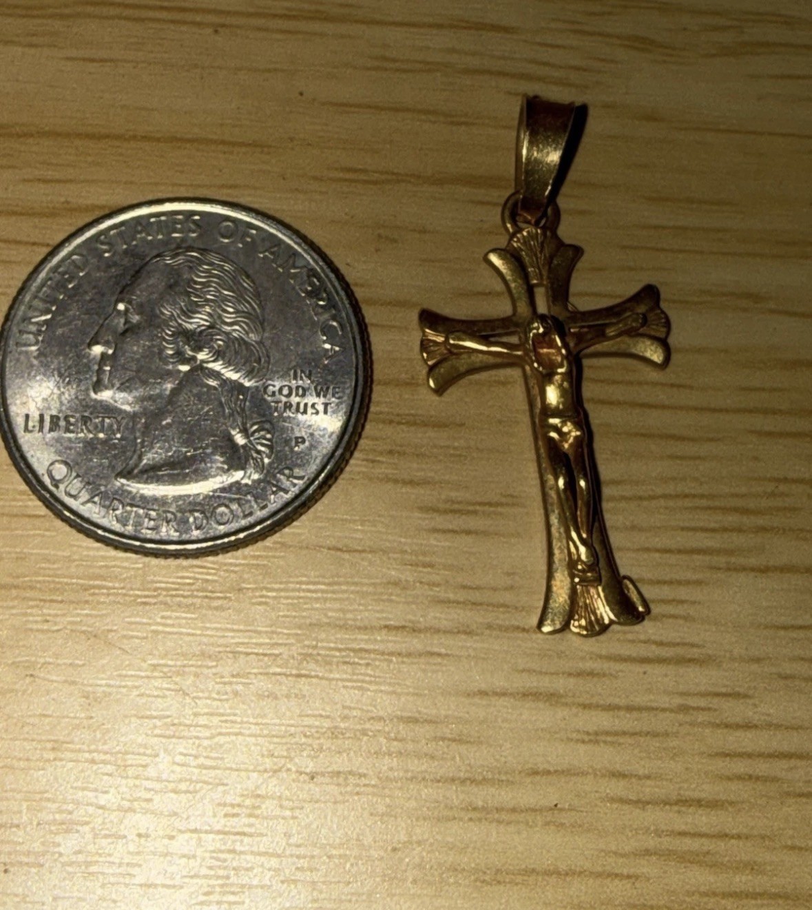 Solid 14k yellow gold unique Cross/Crucifix pendant charm 3.23 Grams