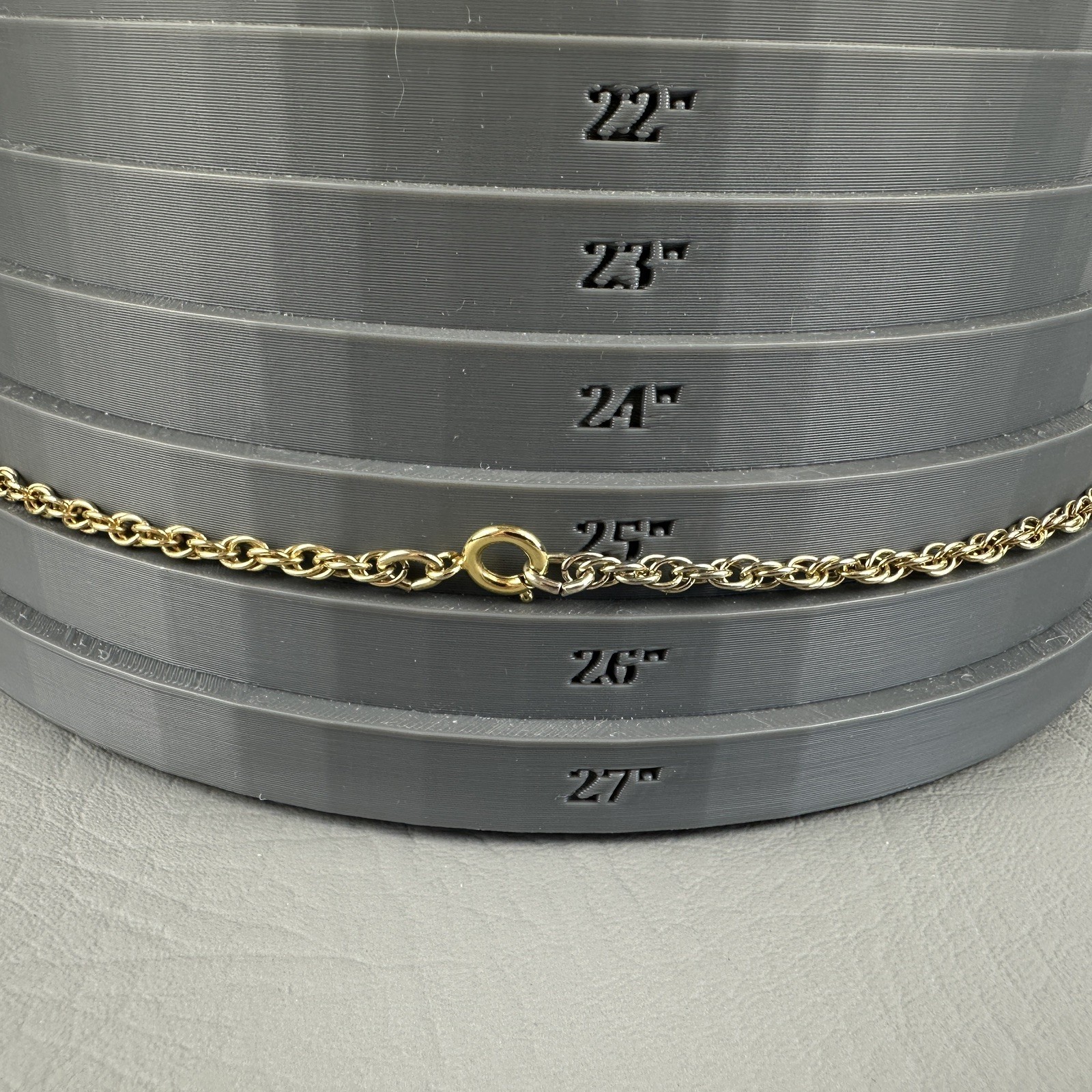 Vintage Locket Pendant Necklace Gold Tone Floral Engraved Round 25 “