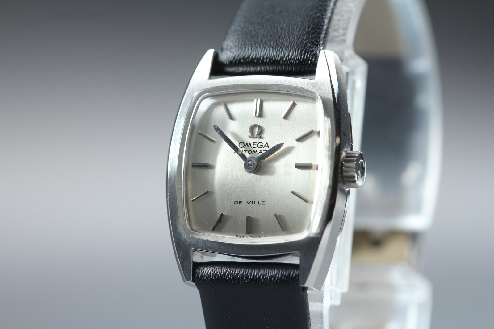 Vintage 1973 OMEGA Automatic De Ville Womens Cal.661 Ref.551.050 From Japan