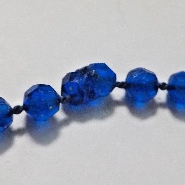 29 1/2″ Blue Faceted Beads Continuous Strand Necklace