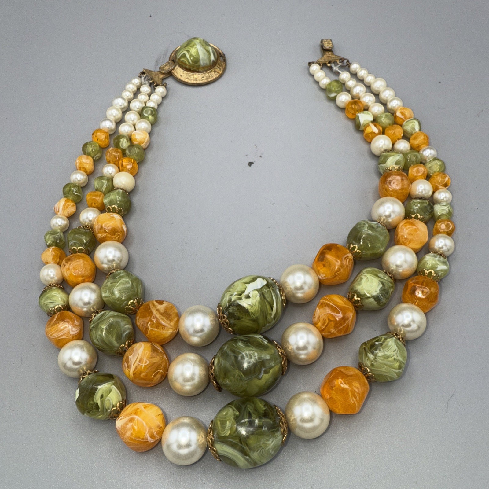 Vintage 3 Strand Yellow Green Pearl Lucite Acrylic Necklace 14”,16”,18” Loose
