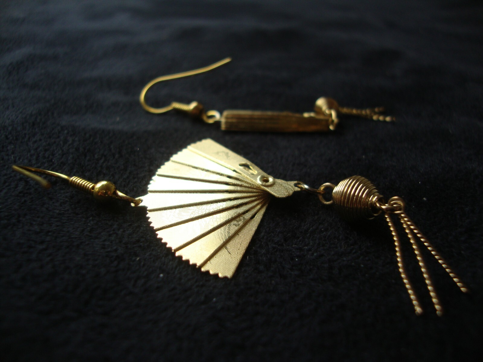 Vintage 1970s Enchanting Chinese Phoenix & Crane Etched Folding Fan Hook Earring