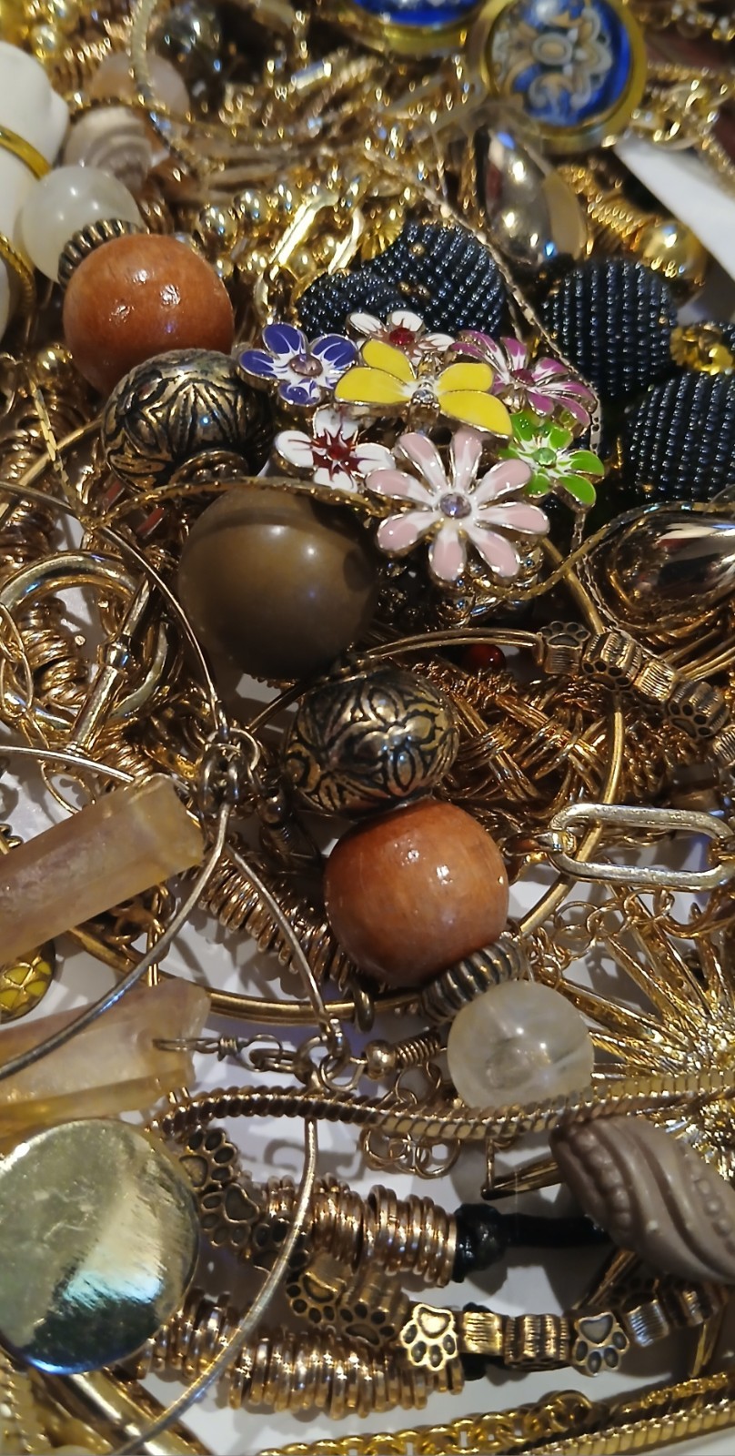 Amazing Gold-tone Mixed Jewelry Lot