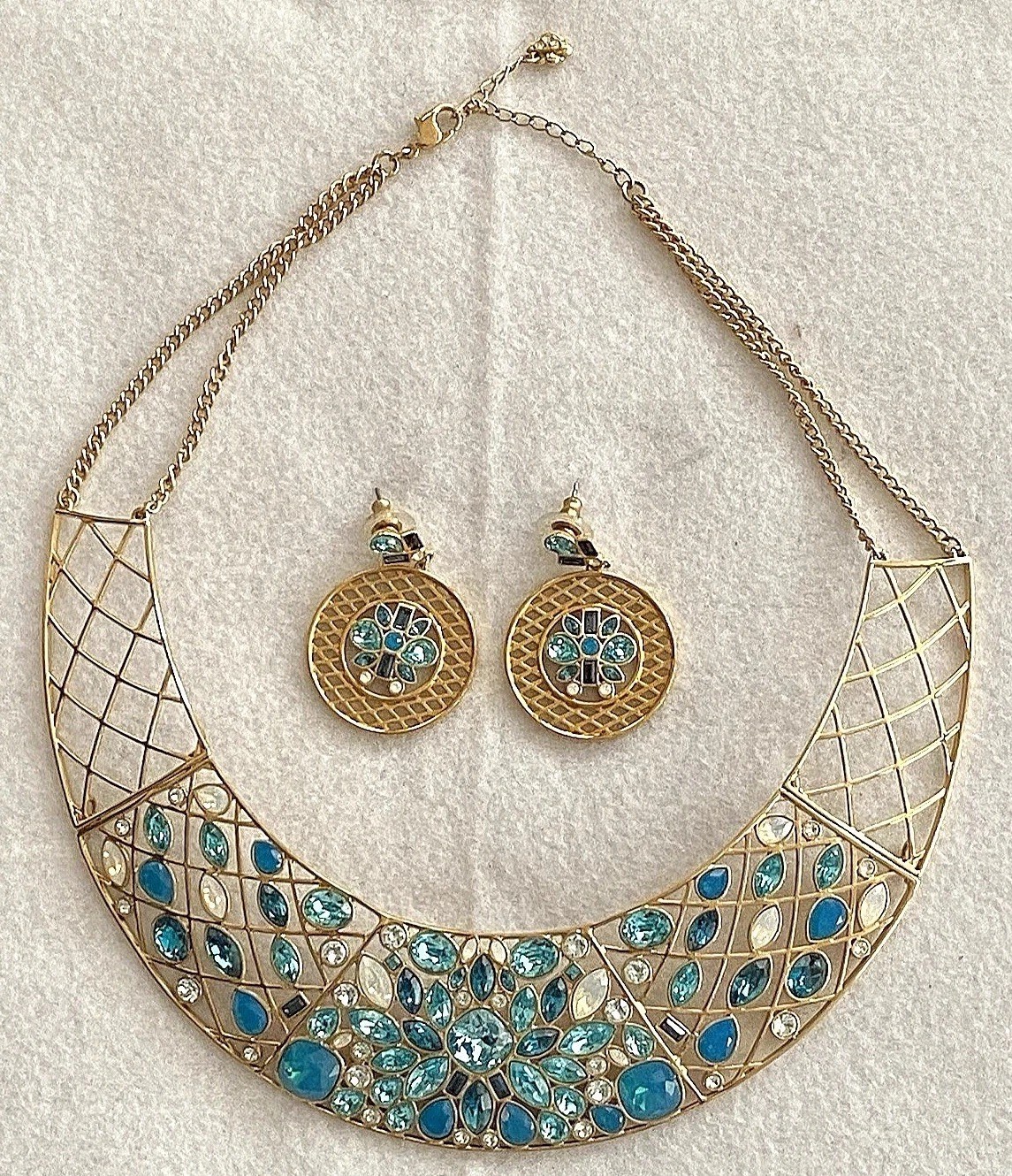 Genuine Swarovski Azure Crystals Gold Tone Necklace & Matching Earrings