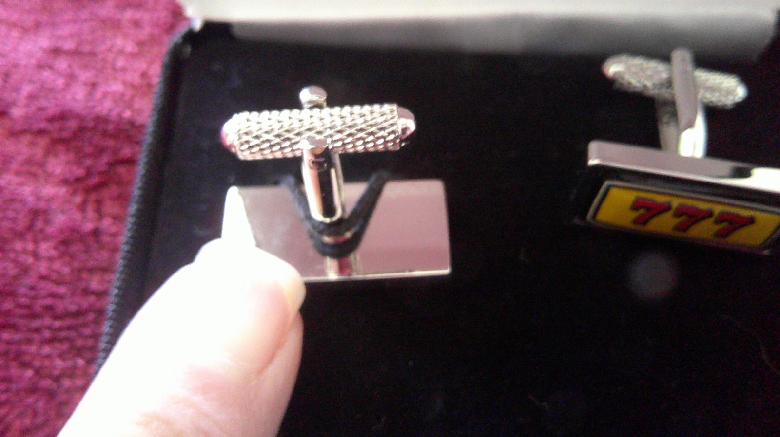 Cufflinks – Slot Machine Casino Numbers 777