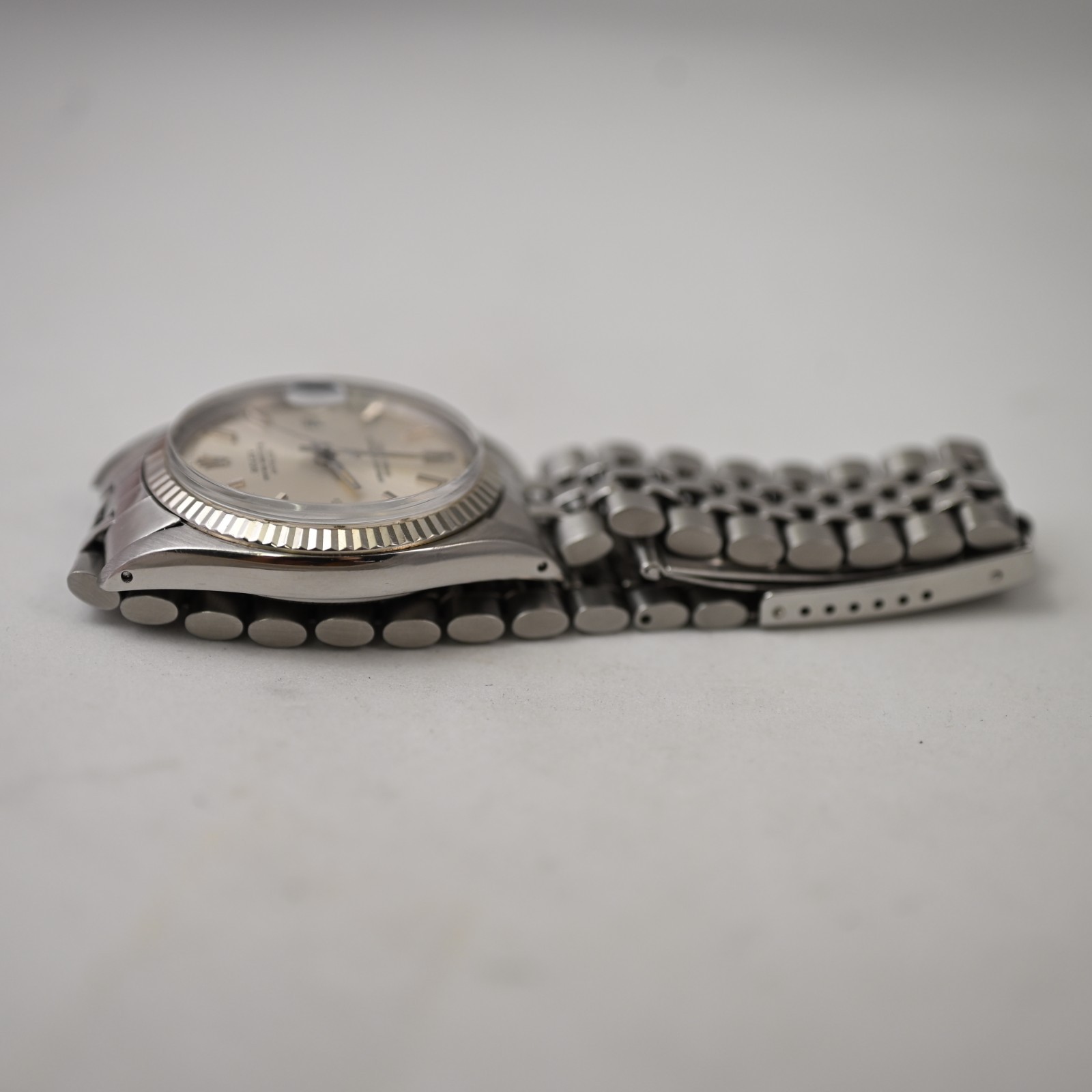 VINTAGE ROLEX OYSTER DATEJUST 1601 SILVER TONE DIAL 14K GOLD SS MEN WATCH
