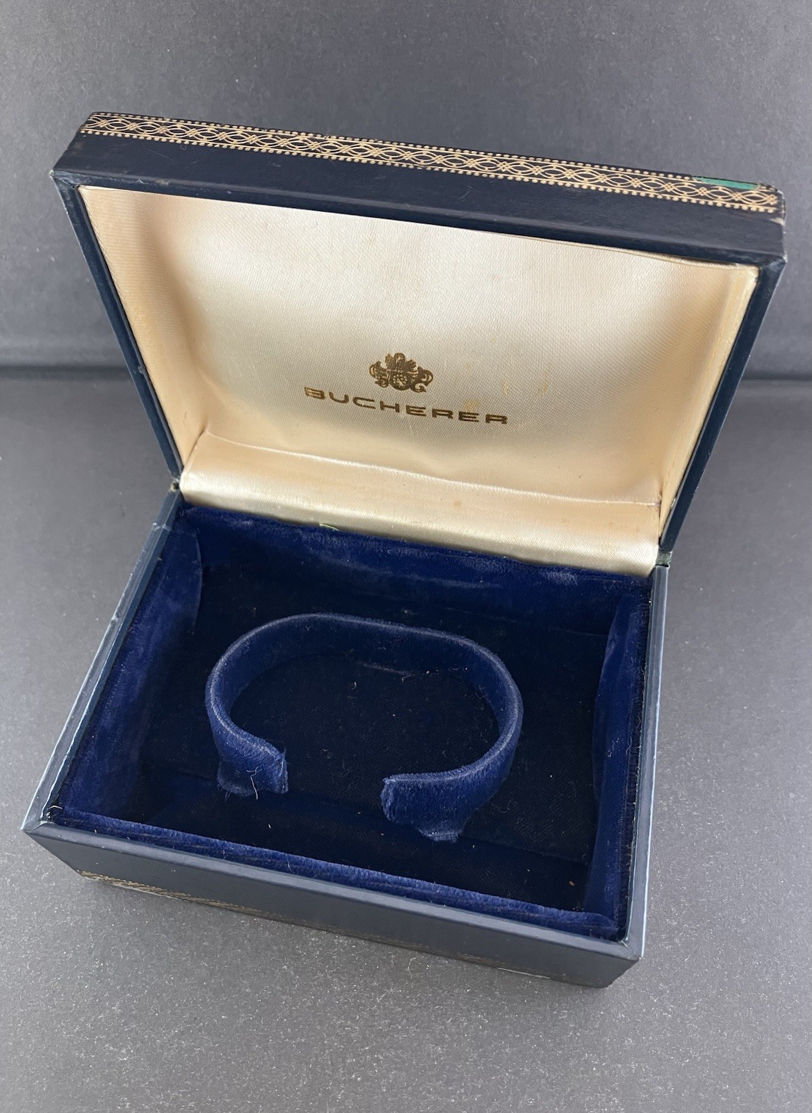 Vintage Bucherer dark blue watch presentation BOX. Swiss made.