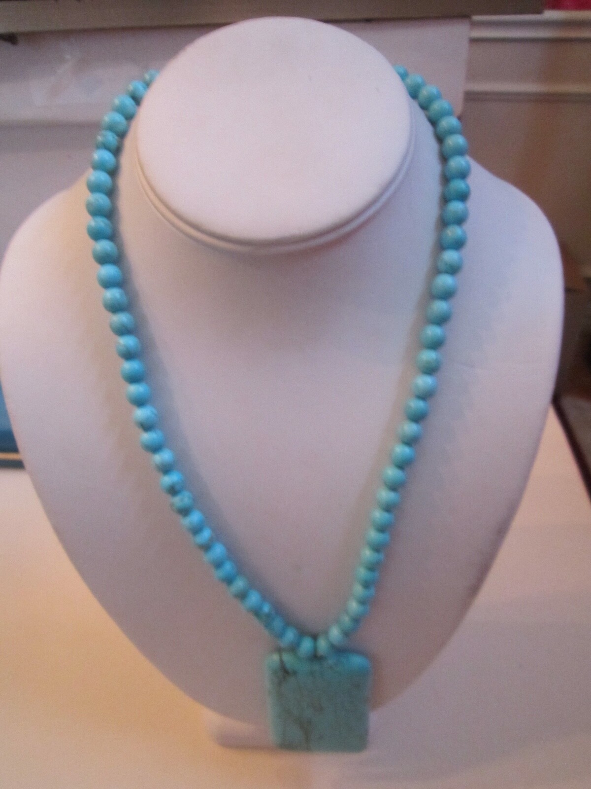 GENUINE TURQUOISE GEMSTONE NECKLACE AND PENDANT – 20″ – 93g – BBA-26