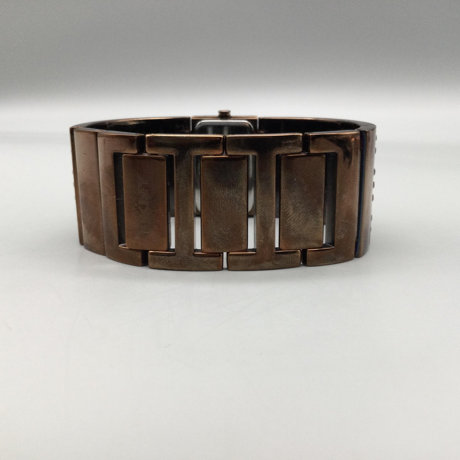 DKNY NY-3885 Womens Watch 28mm Brown Dial Crystals Bangle New Battery 7″