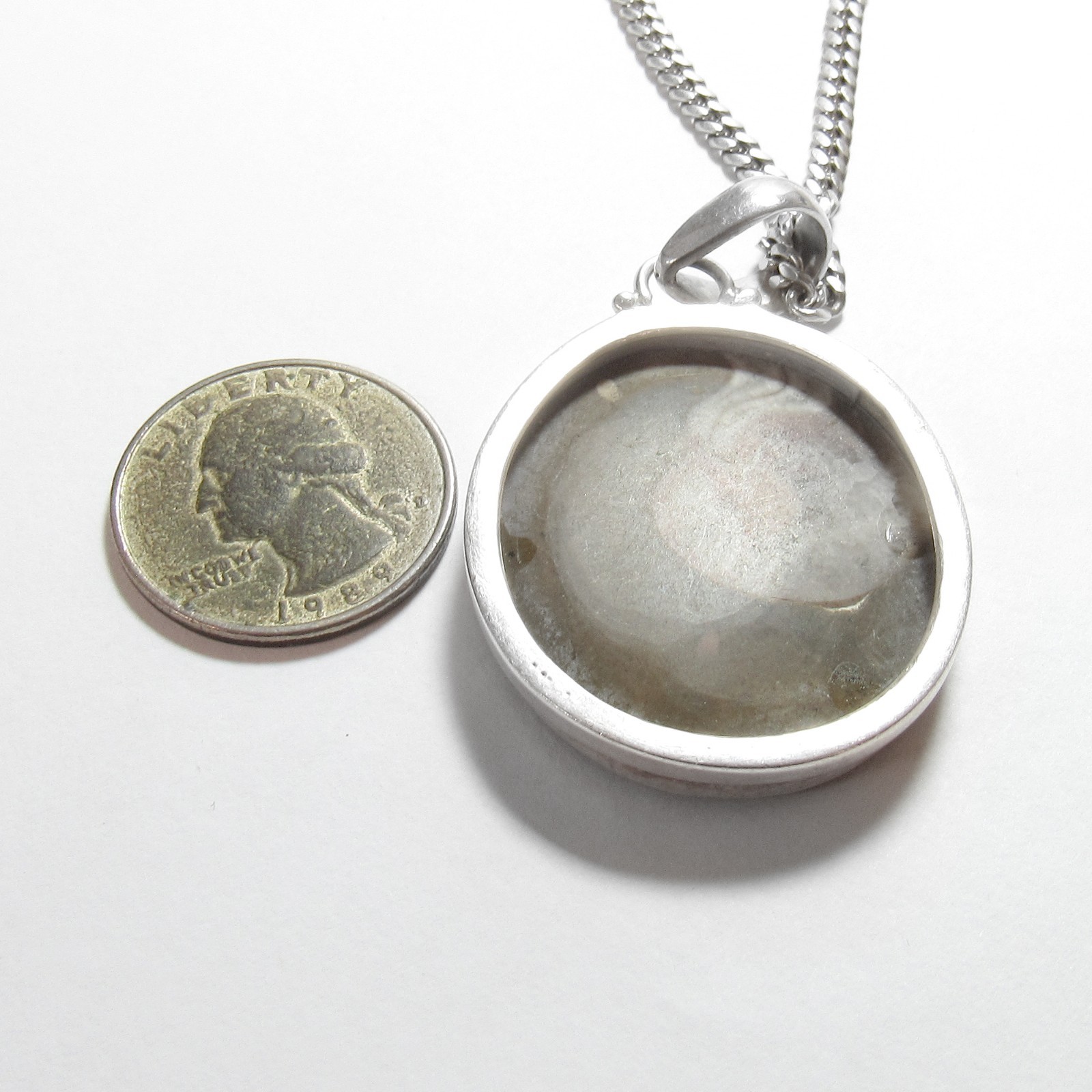 Large Southwestern Sterling Silver Real Oval Ammonite Fossil Pendant With Chain