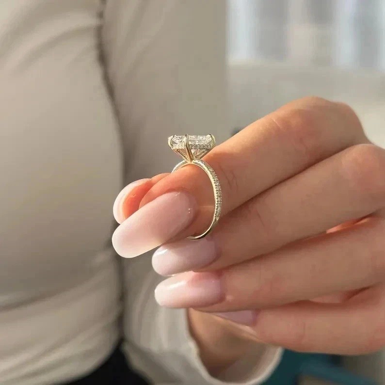 Women Elegant Party/Daily Wear Ring 2.80CT Lab Grown Diamond 14K Yellow Gold