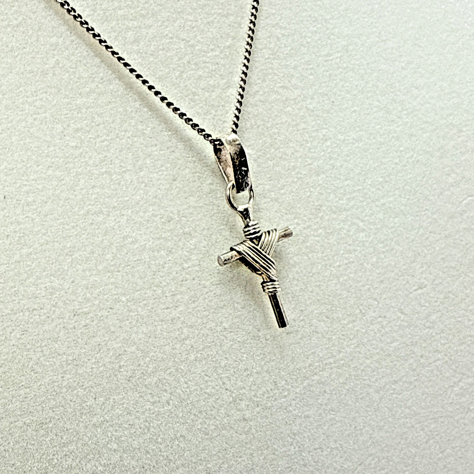 Vintage Mexican 925 Sterling Silver Dual Artisan Crucifix Cross Pendant Necklace
