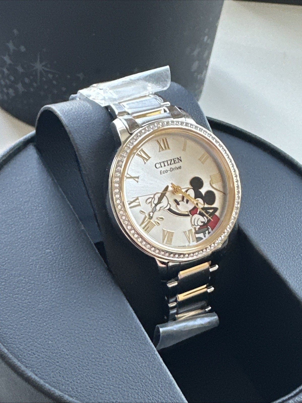 DISNEY Mickey Mouse Ladies’ Watch CITIZEN Eco-Drive FE7044-52W New in Box