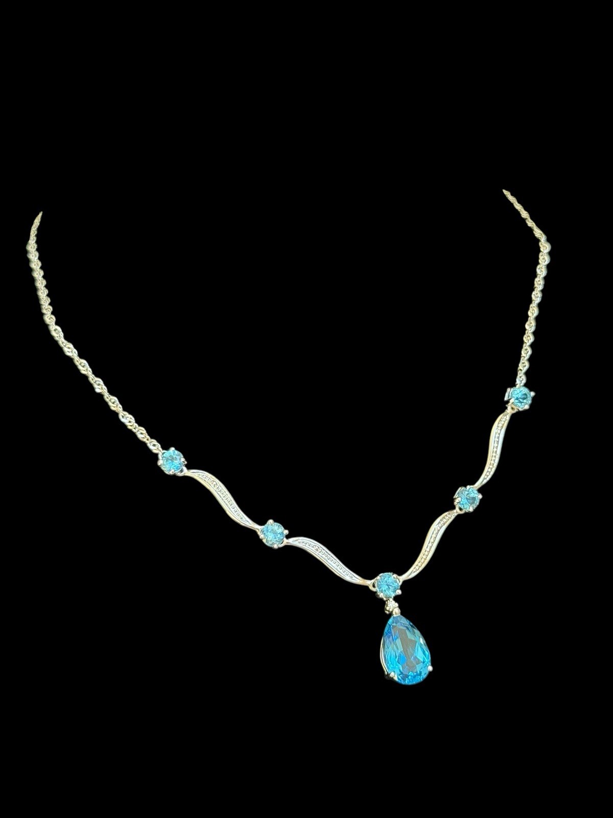 10K White Gold Blue Topaz Accents Statement Necklace Pear Shape Teardrop 5.46g