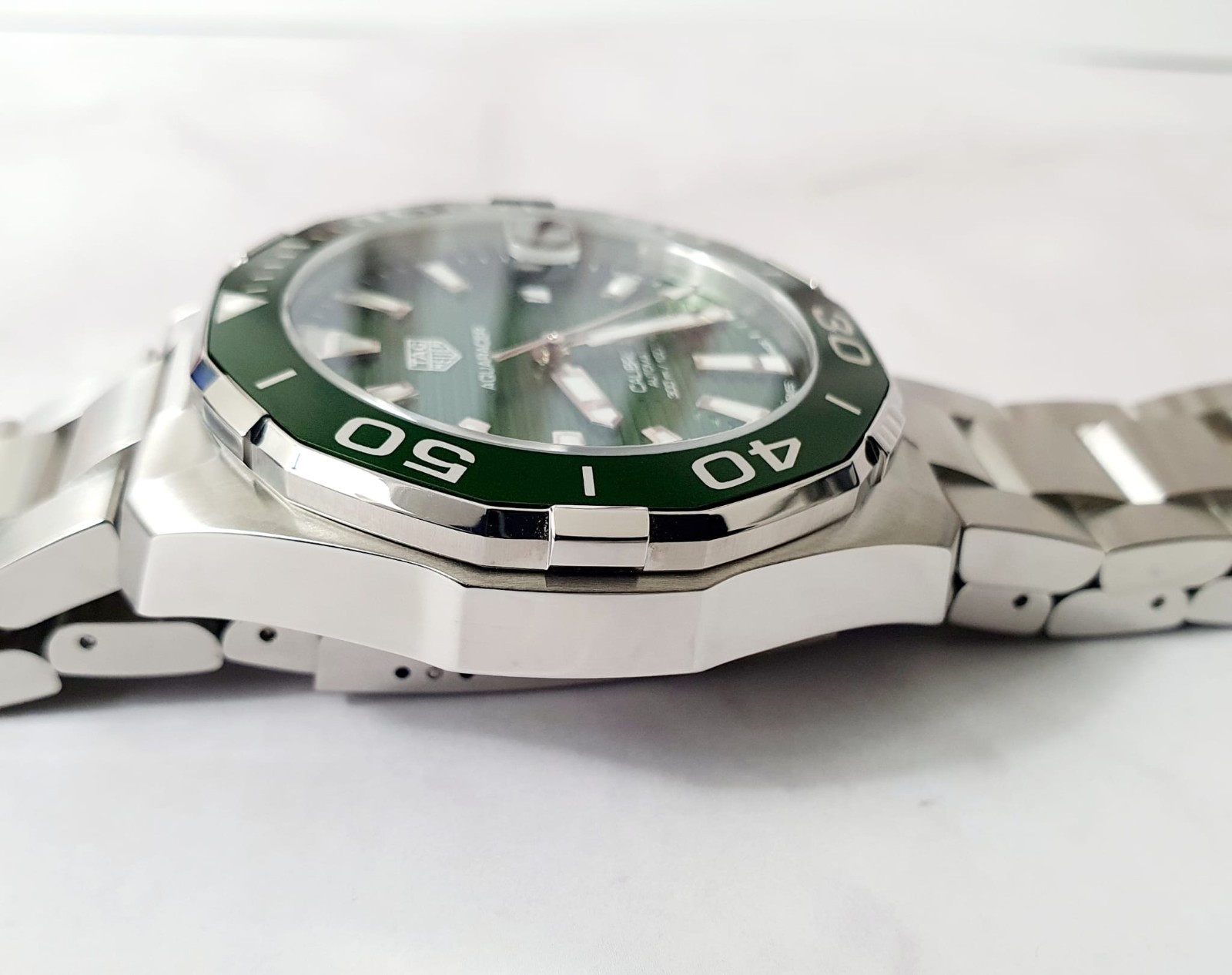 TAG Heuer Green Hulk Aquaracer Men’s Watch WAY201S.BA0927