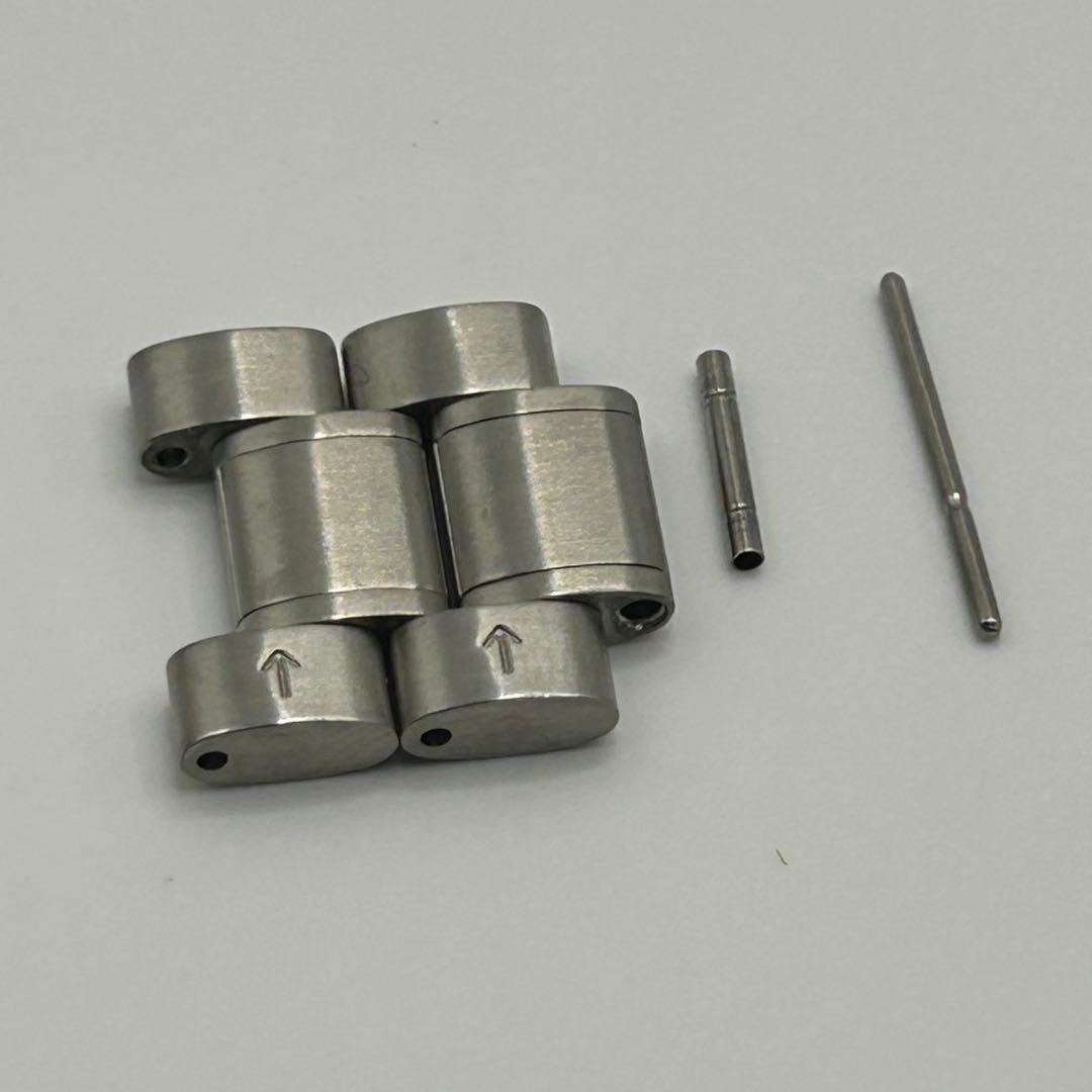 Genuine Omega 18 Links, 2 Set, With 1 Connecting Pin And 1 Pipe.