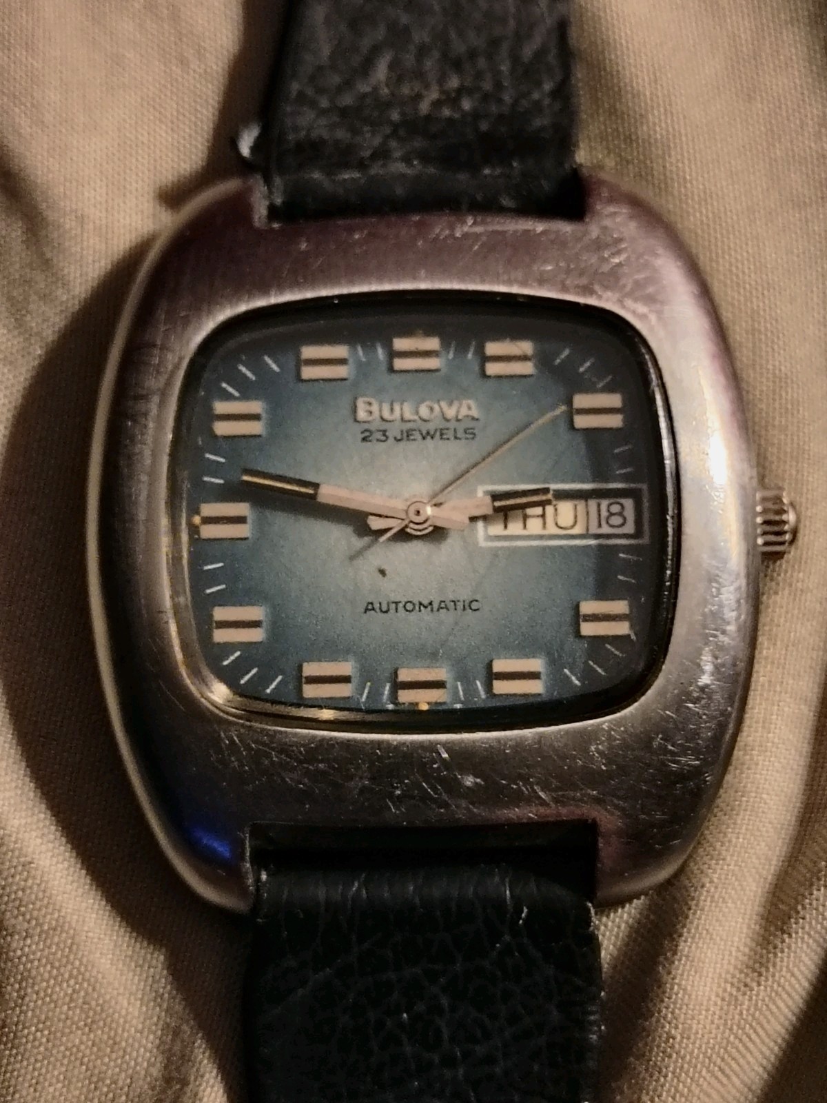 RARE RAKETA TV USSR Watch Day/Date Wrist Soviet Vtg Square PChZ Collectible