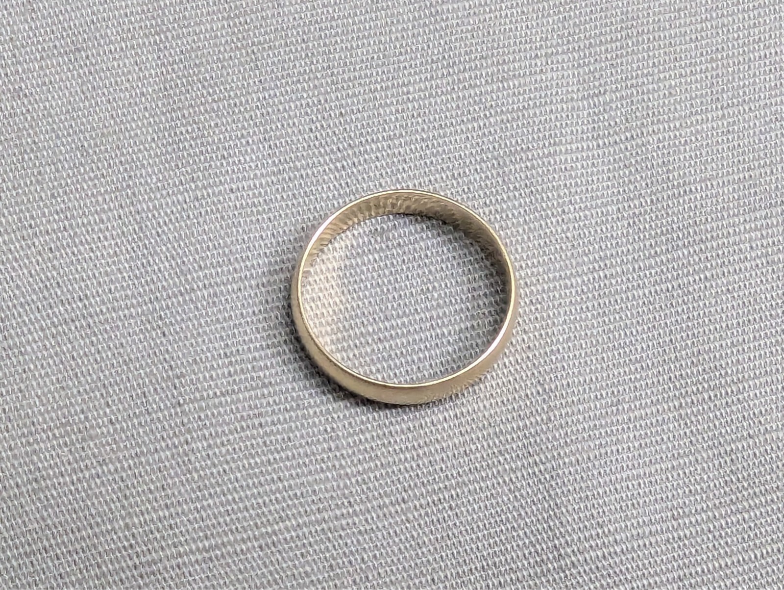 VTG 60 – 70’s “PMS 10K” Solid Yellow Gold Wedding BAND Size 9.5 – 2.4 Grams 4mm