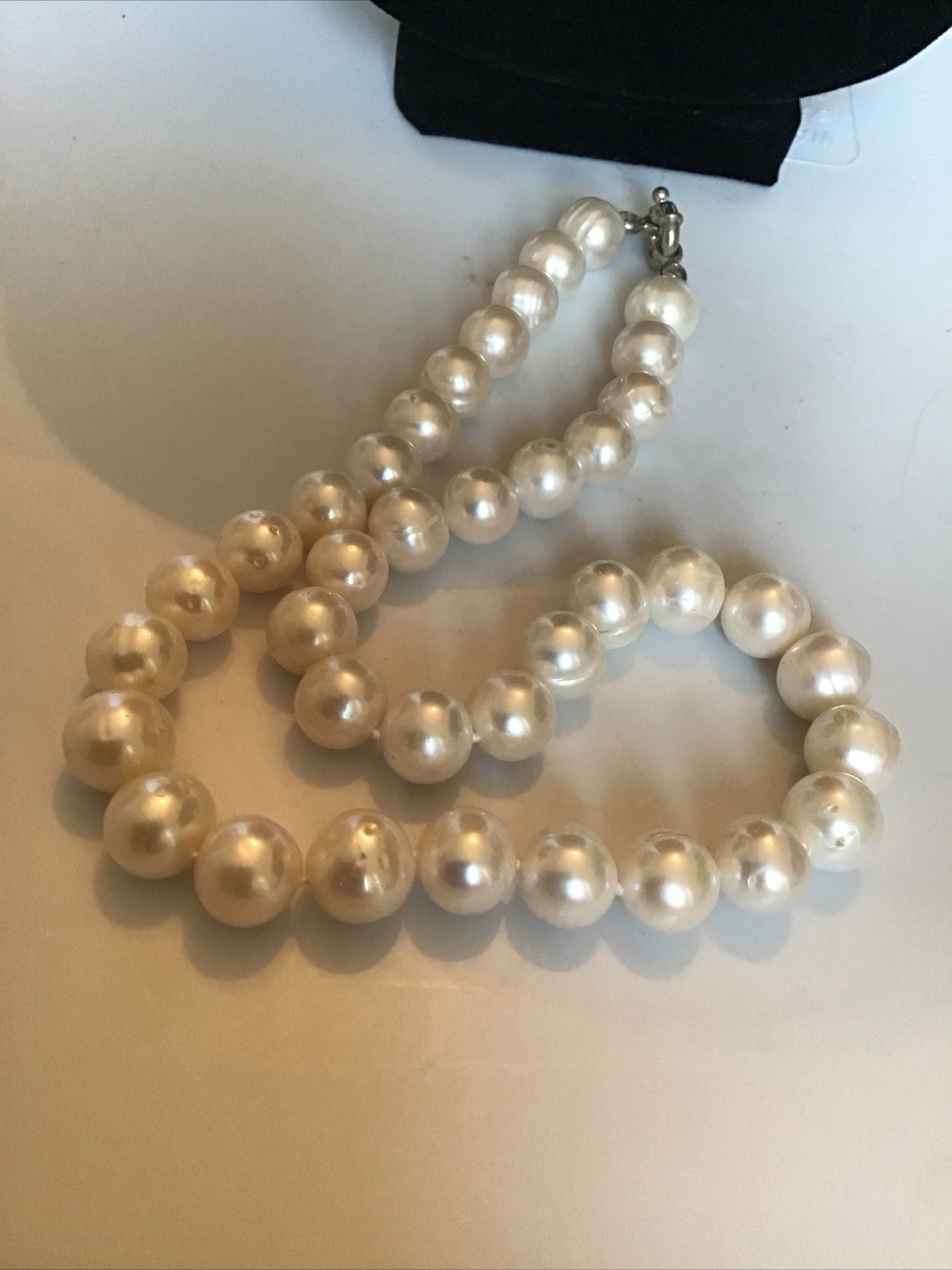 18″ Strand Cultured Pearls Necklace 9.2MM Sterling Safety Clasp Marked925 A Mark