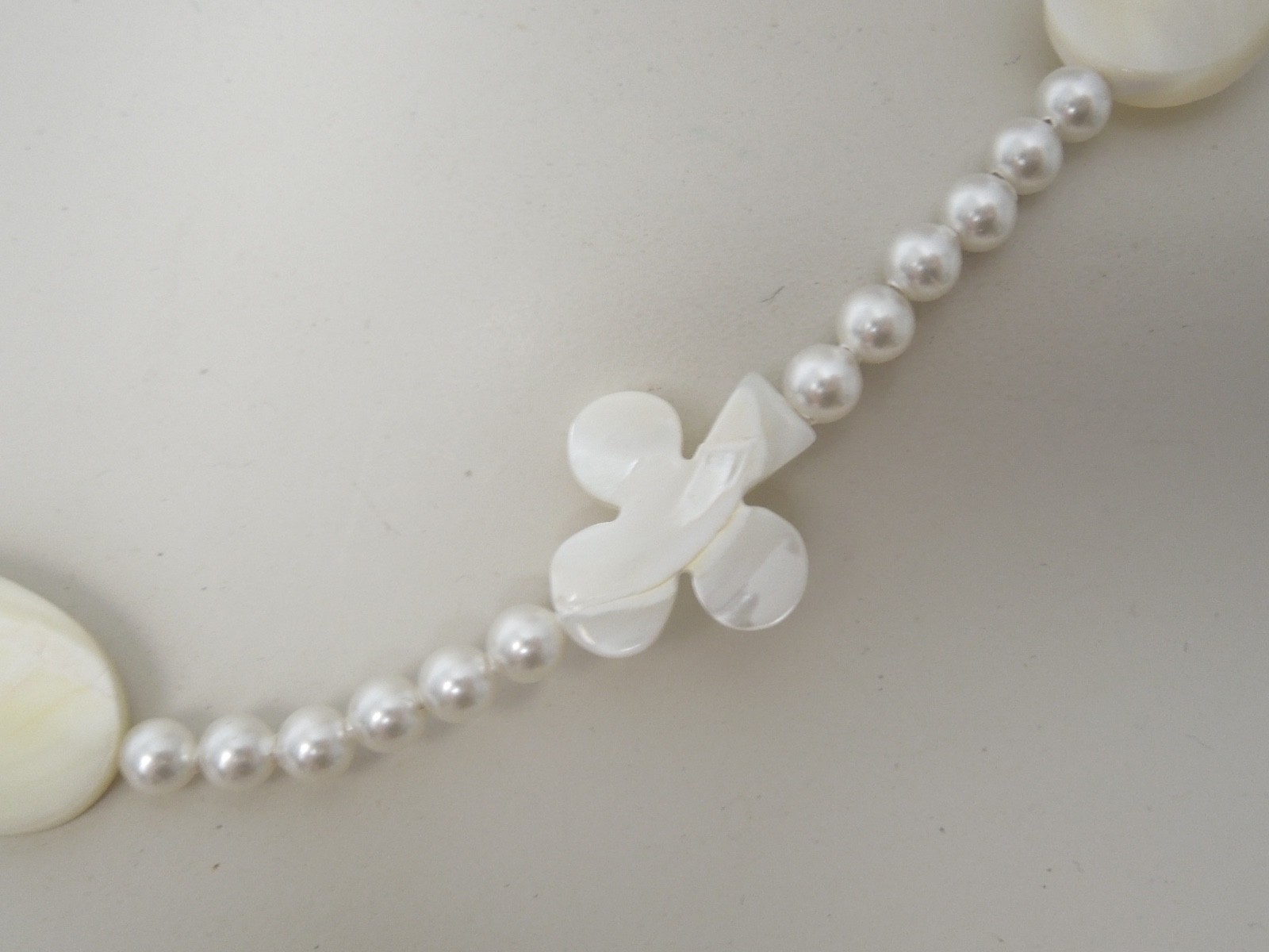 Necklace Mother Of Pearl Elements And Artificial Pearls 21.9 G/Approx. 49 Cm