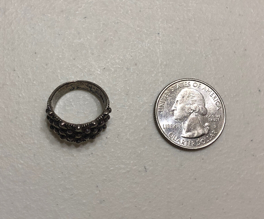 Used Sterling Silver Ring with Gold Colored Stones, Stamped “925” – 5.2 grams
