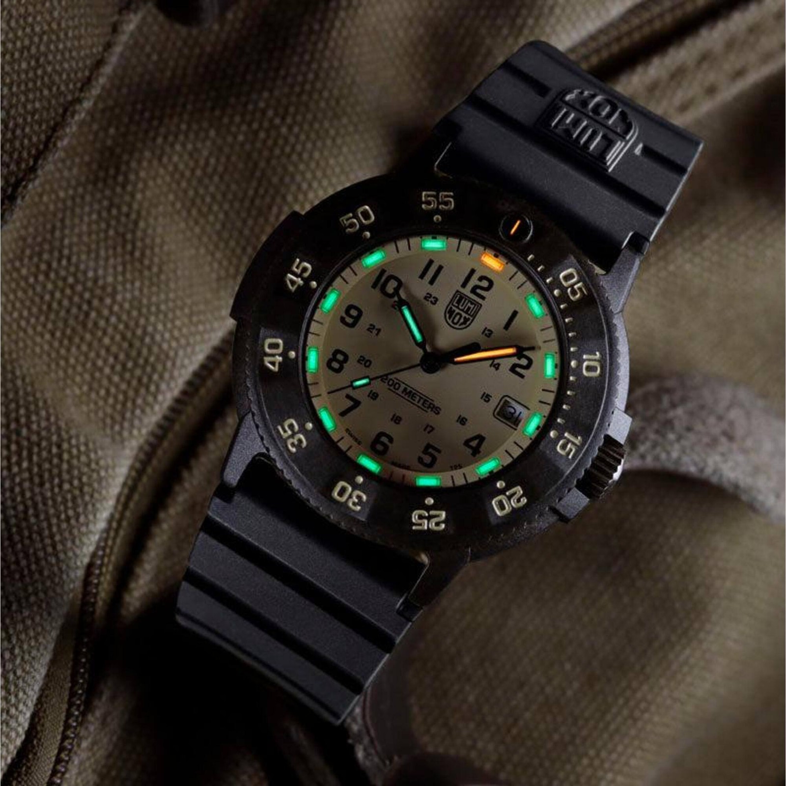 Luminox Men’s Watch Navy SEAL Quartz Sand Dial Black Rubber Strap XS.CZ10.EVO