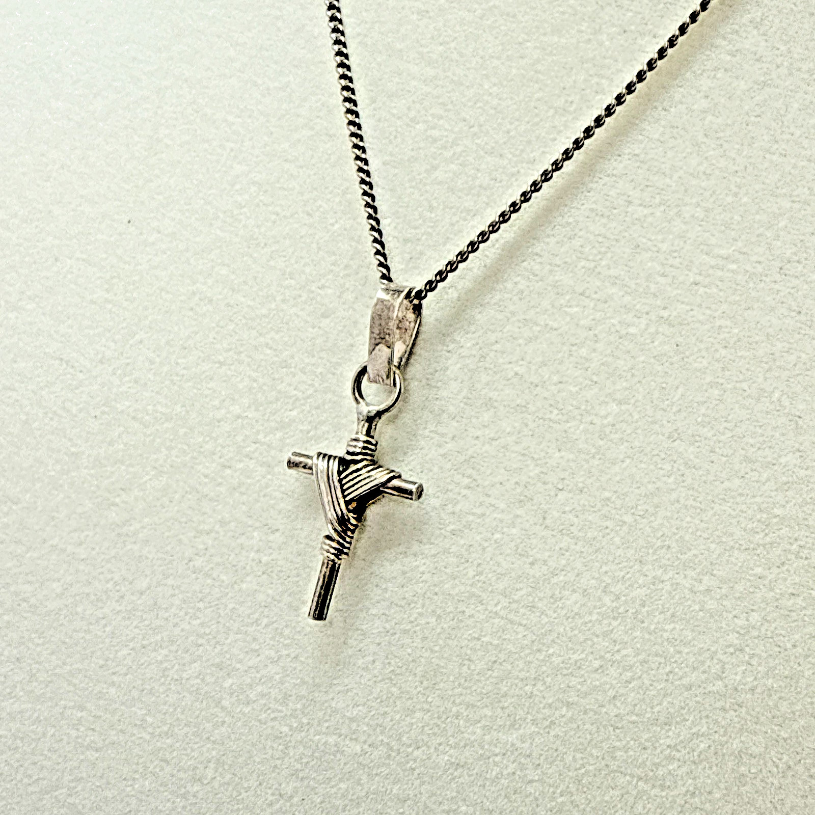 Vintage Mexican 925 Sterling Silver Dual Artisan Crucifix Cross Pendant Necklace