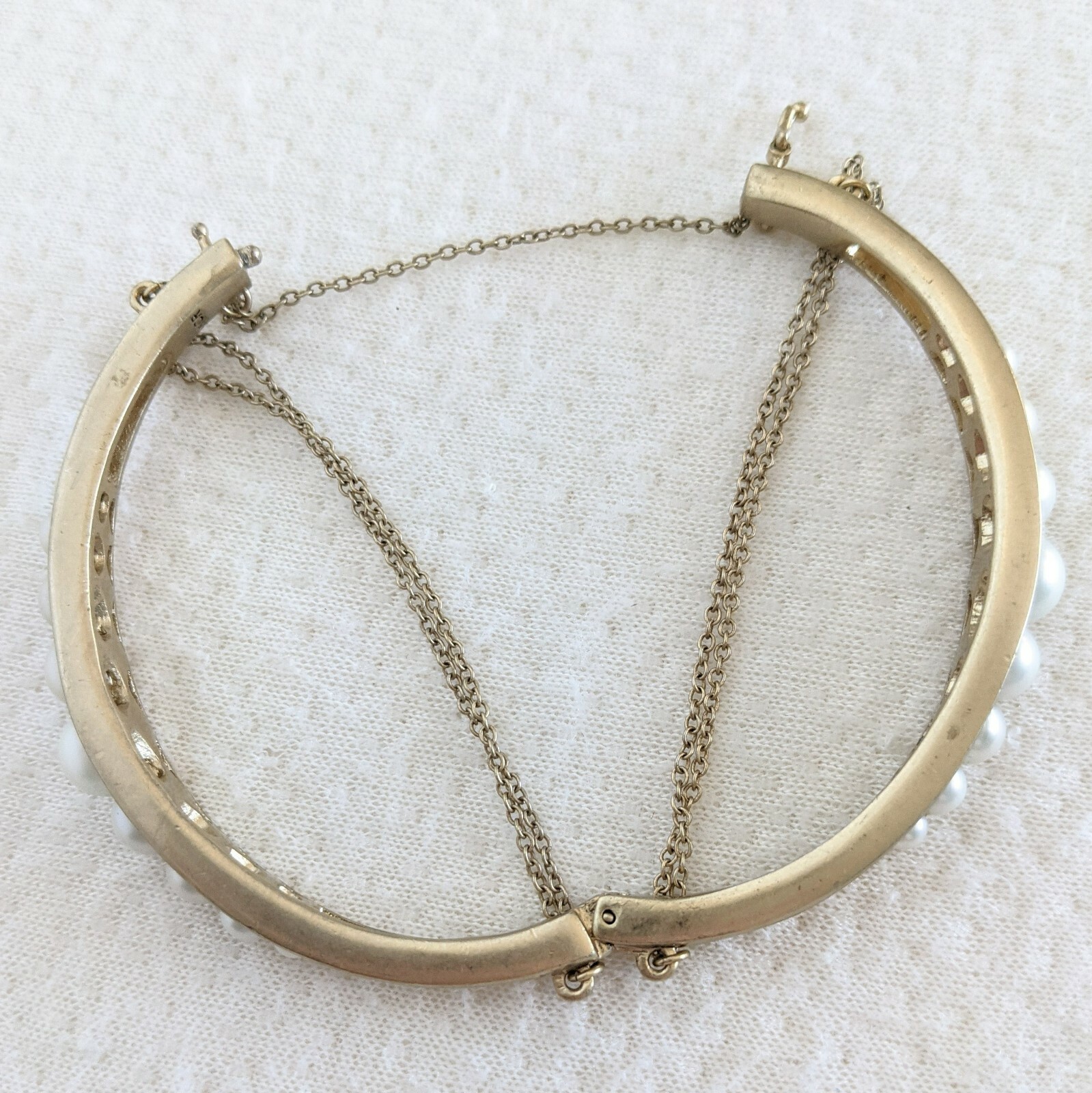 KCR Kenneth Cole Reaction Matte Gold Tone Chain White Faux Pearl Hinged Bracelet