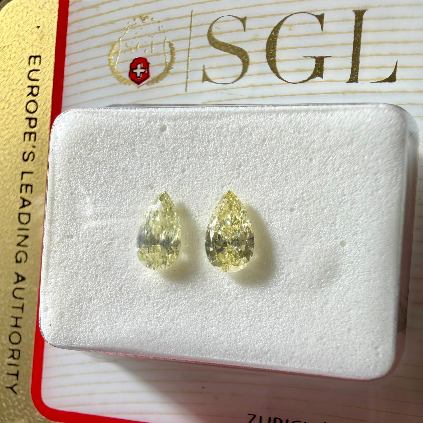 Natural Fancy Yellow Diamond Pair 0.36ct Pear VVS1 SGL Certified 5*3mm