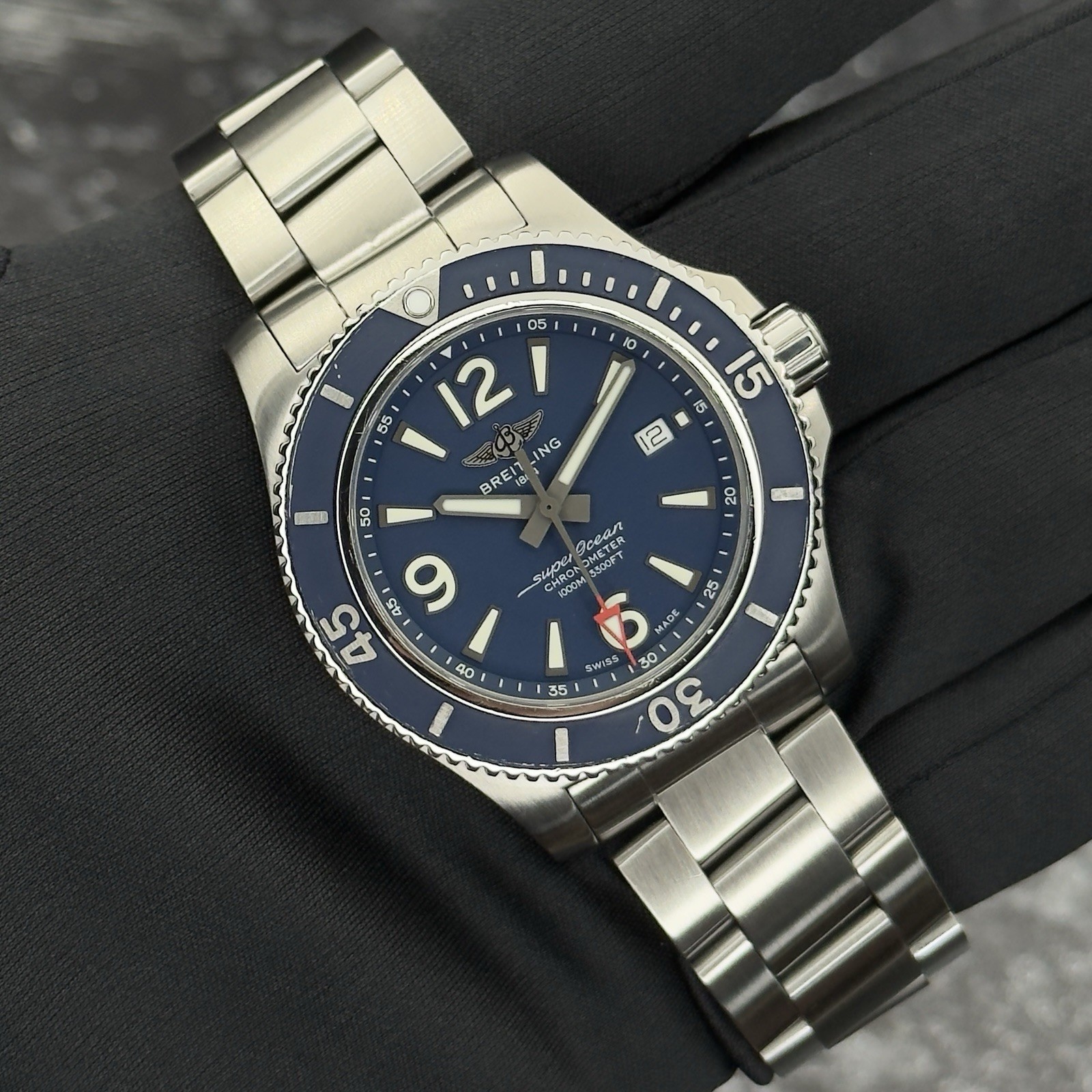 Breitling  Superocean Automatic  44  ( A17367)