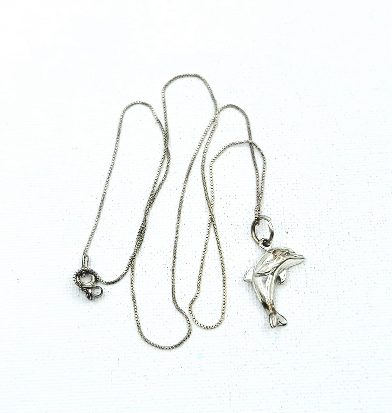 Sterling Silver Dolphin Pendant Nautical Themed Charm on 18″ Box Chain 3 gr