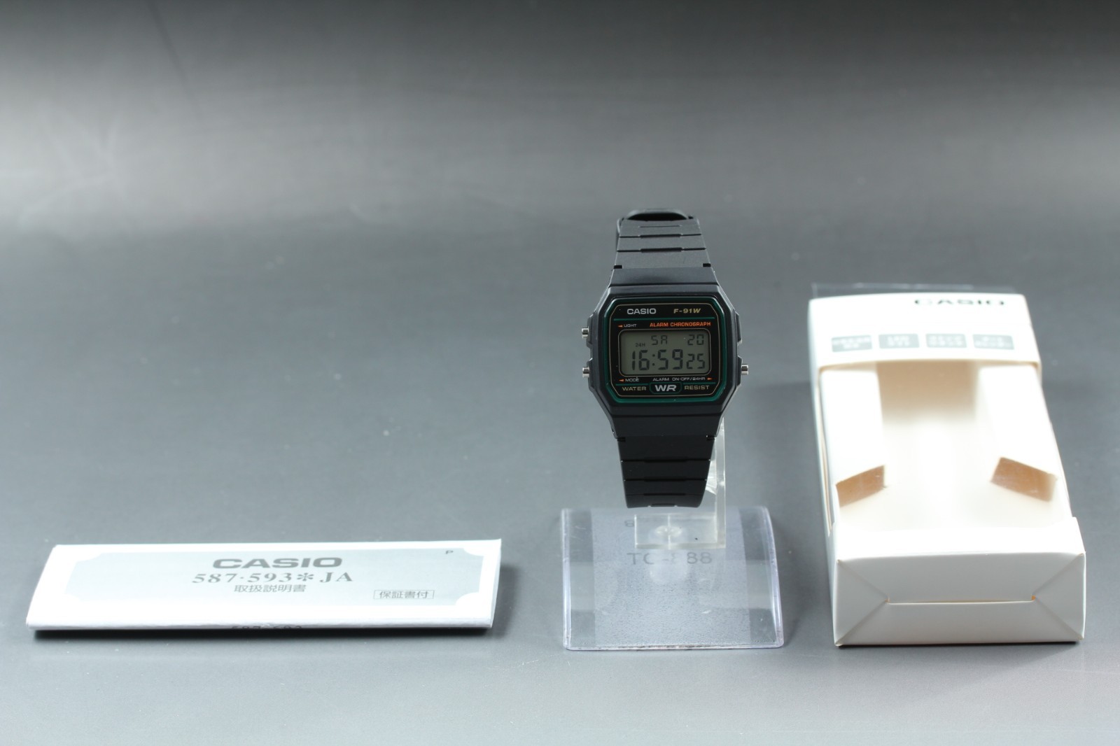 CASIO F-91W-3JH Green Digital Watch CASIO Collection Japan Model JDM New