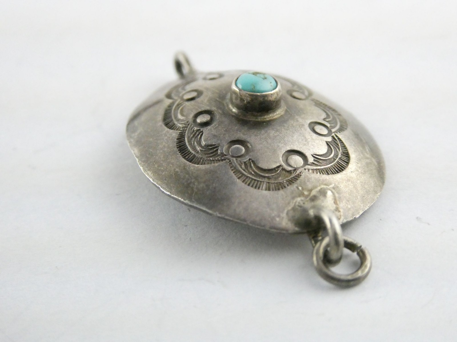 Southwestern Unmarked Sterling Silver Turquoise Pendant Charm 6.3g 1.75 Inches